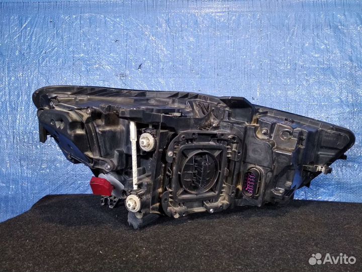 Фара левая Audi A6