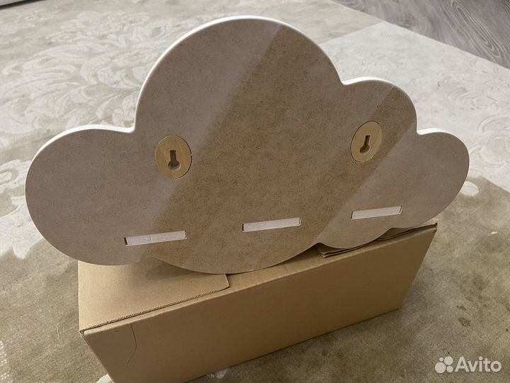 Полка настенная навесная