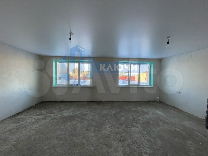 Дом 63 м² на участке 3 сот.