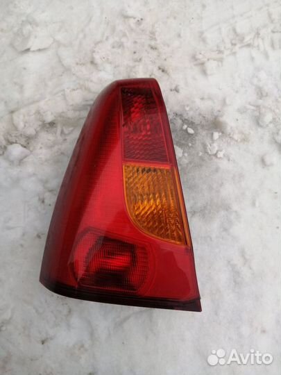 Фонарь Задний Левый правый Рено Логан 1