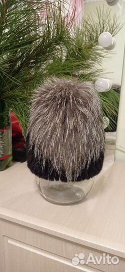 Продам Шапку женскую