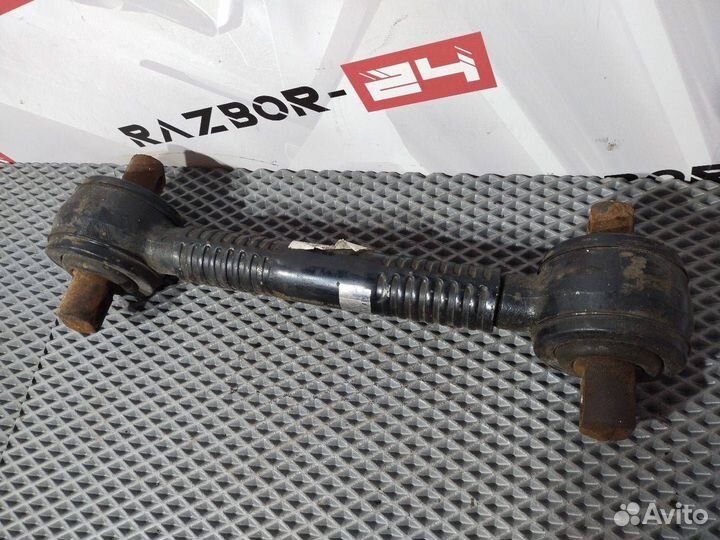 Реактивная тяга задней подвески MAN TGX 2008