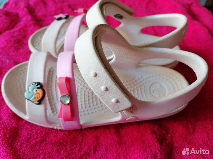 Сандалии Crocs C13 для девочки