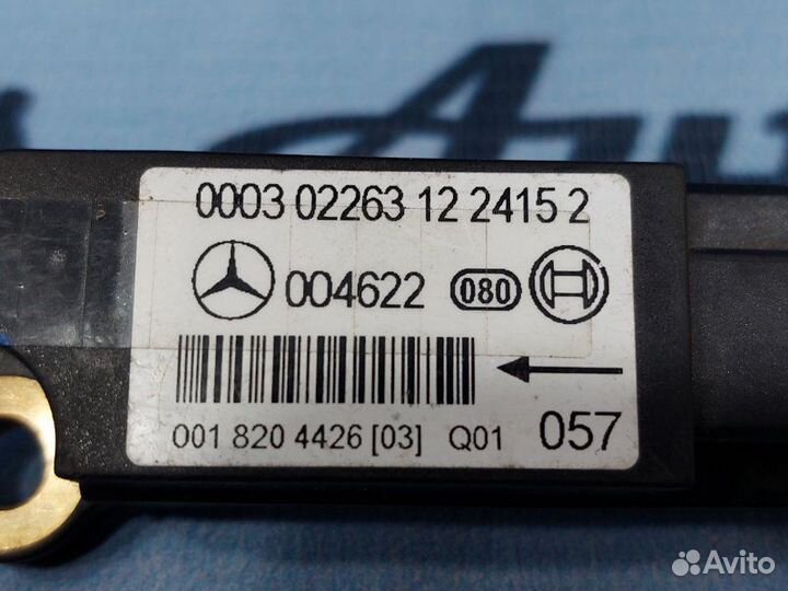 Датчик удара Mercedes-Benz C-Class W203 M111.955