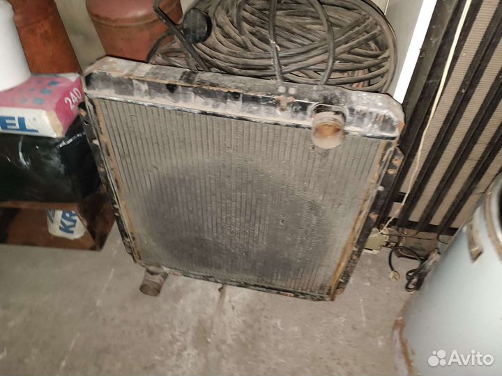 Продам радиатор камаз