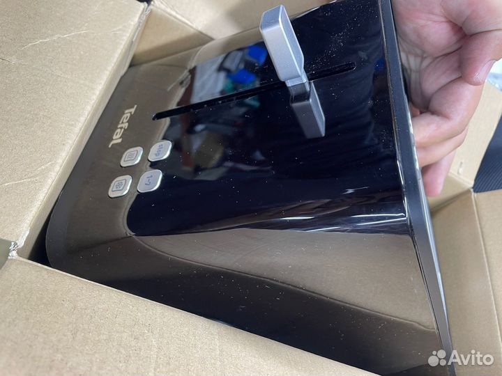 Тостер Tefal Smart&Light TT640810