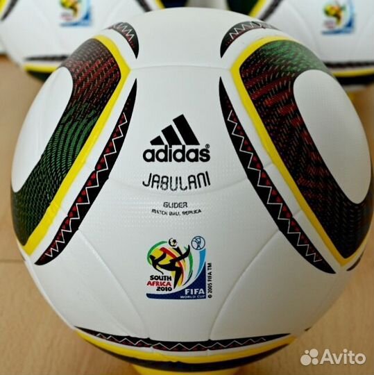 Футбольный мяч adidas jabulani