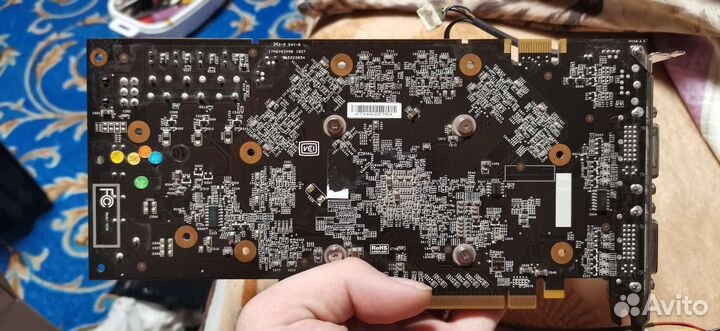 Видеокарту MSI twin frozr