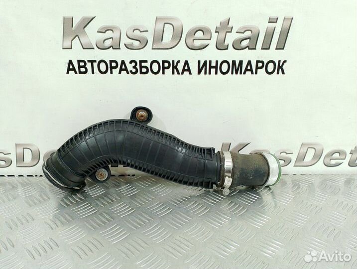Патрубок интеркулера Volkswagen Passat B7 cdab