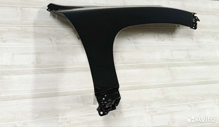 Lexus LX450D Переднее правое крыло без дефектов че