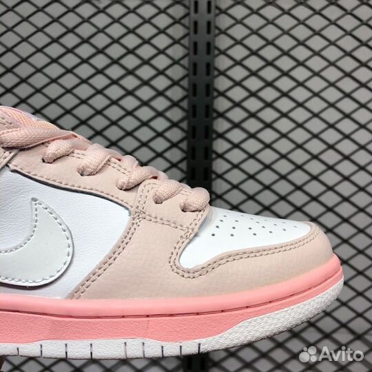 Кроссовки Nike SB Dunk Low Infrared Pink