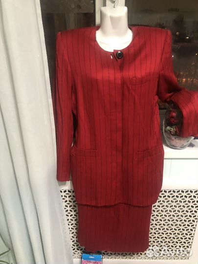 Костюм женский 46-48,толстовки,джемпера