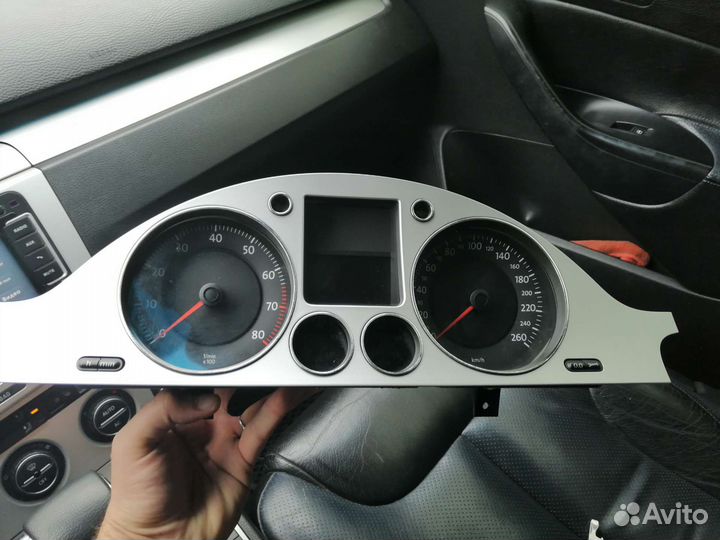 Панель приборов пассат б6