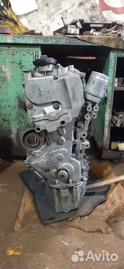 Двигатель Volkswagen Touran cavc 2010г (б/у)