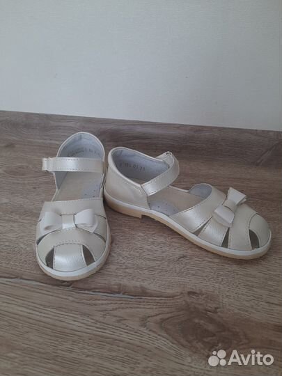 Босоножки для девочки