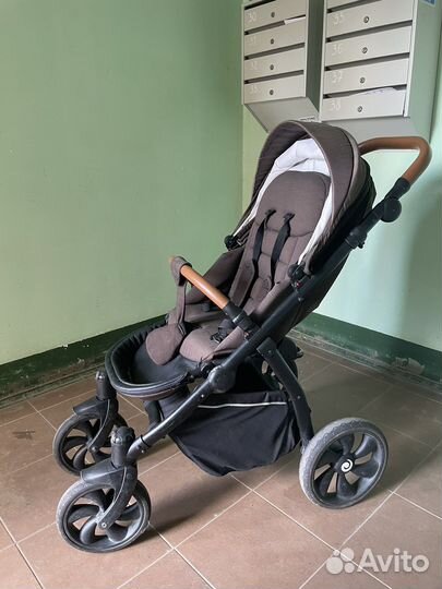 Коляска прогулочная tutis aero sport