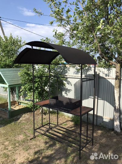 Мангал с крышей