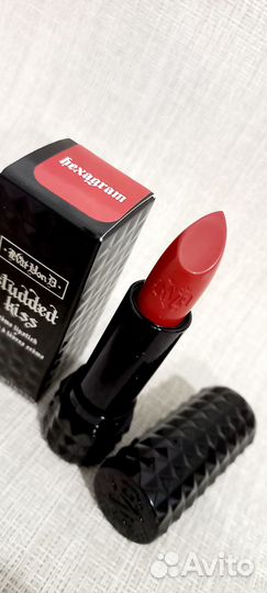 KVD beauty studded kiss creme кремовая помада