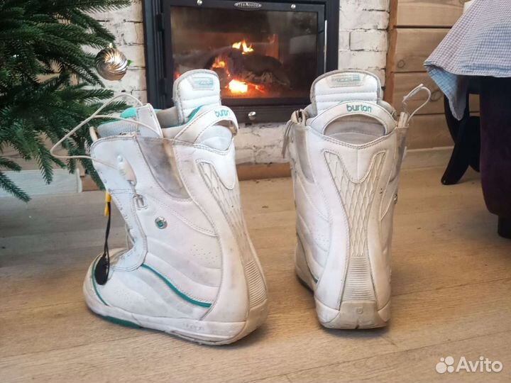 Ботинки с подогревом от Burton 40-41 размера