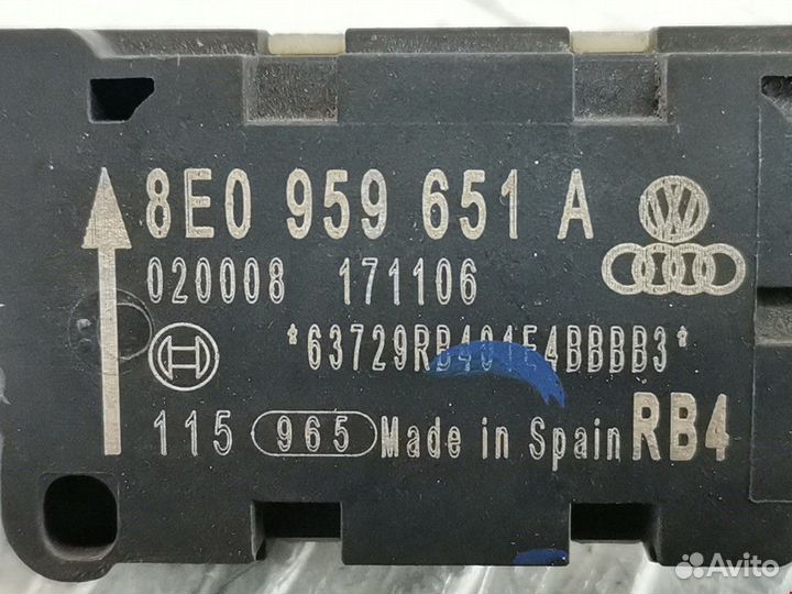 Датчик удара Audi A4 B6 2006 8E0959651A