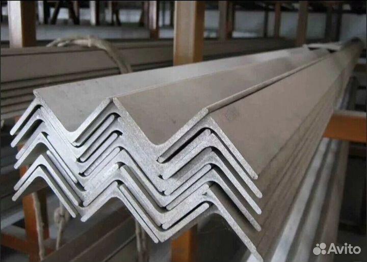 Уголок 90х90х6