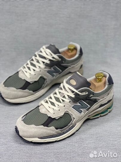 Кроссовки New Balance 2002r