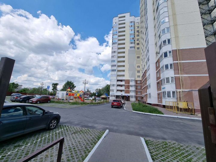 1-к. квартира, 46 м², 3/17 эт.