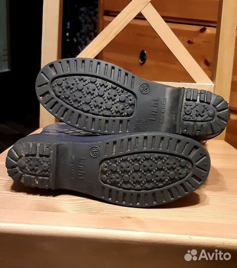 Резиновые сапоги женские р. 38