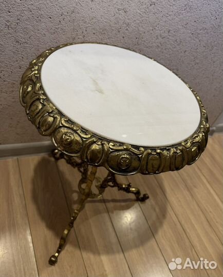 Декоративная подставка