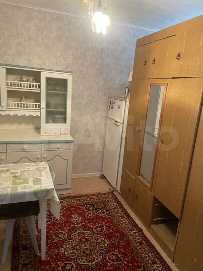 Комната 18 м² в 8-к., 6/9 эт.