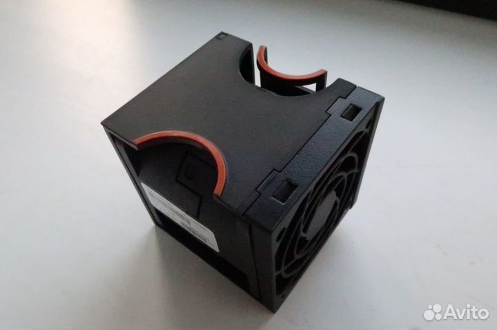 Вентилятор для IBM X3650 M5 V3 00KA516