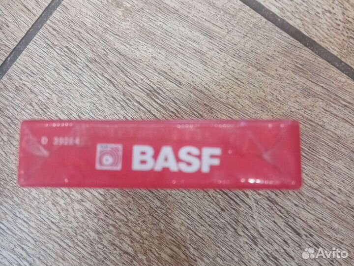 Аудиокассета новая