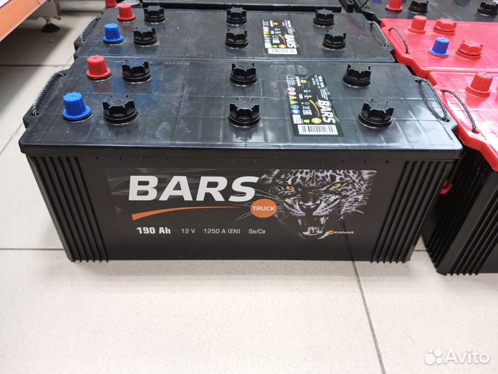 Аккумуляторы на грузовые авто и спецтехниу 6CT-190