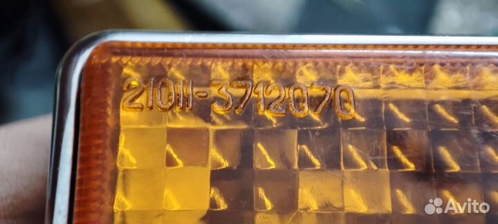 Поворотники ваз 21011