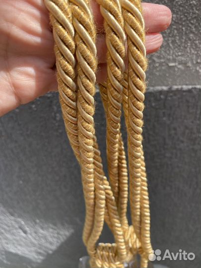 Подхваты золотые для шторы