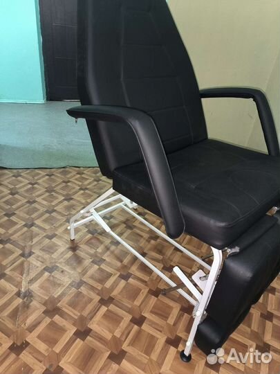 Педикюрное кресло