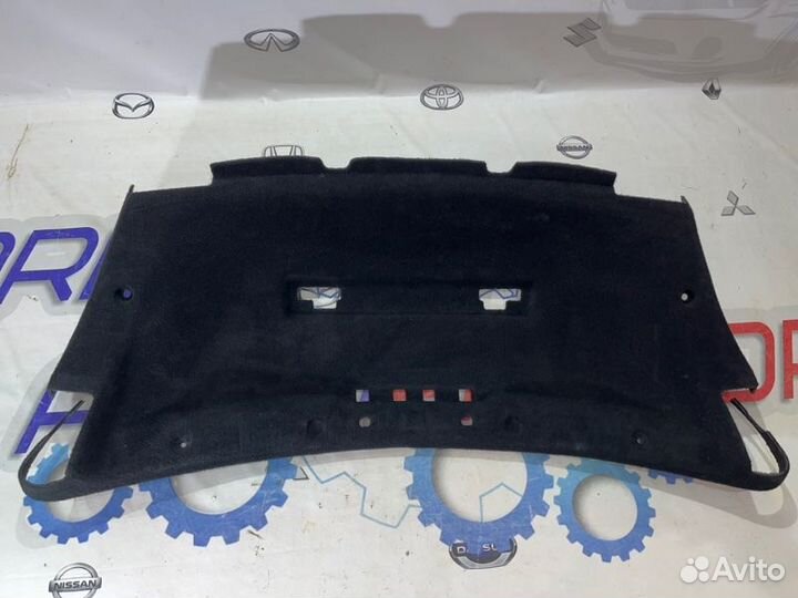 Обшивка крышки багажника задняя Mercedes-Benz