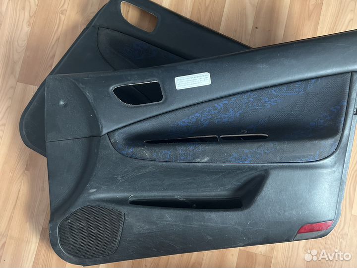 Дверные карты Mitsubishi Galant 8