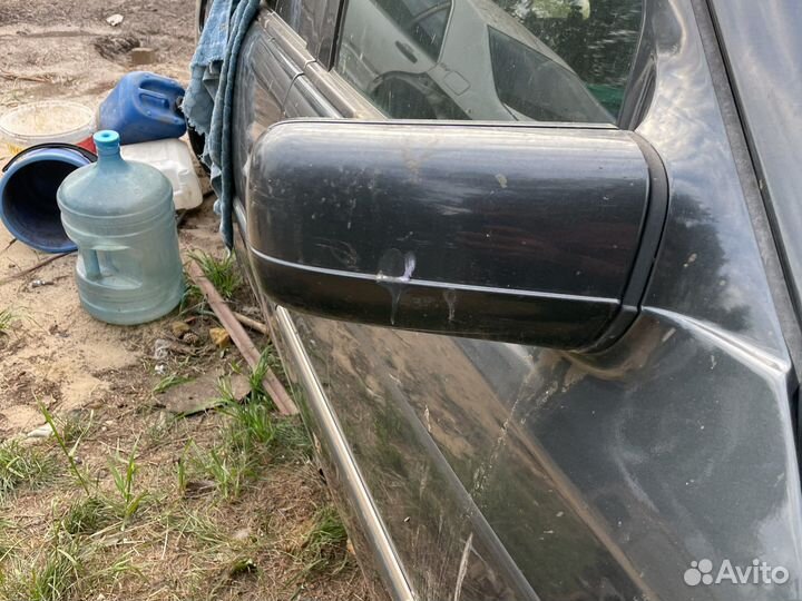 Боковое зеркало на w202 w210