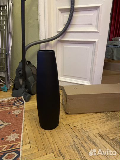 Ваза новая в упаковке 60 см. высокая