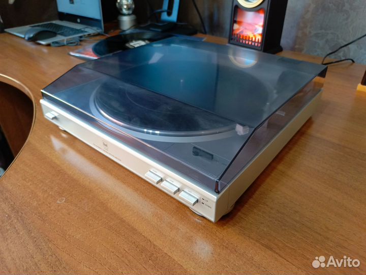 Проигрыватель пластинок Dual - CS 410