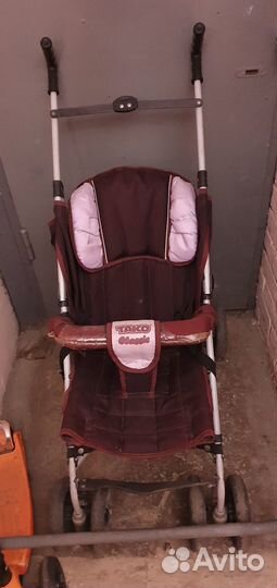 Продам прогулочную коляску