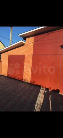 Коттедж 202 м² на участке 10 сот.