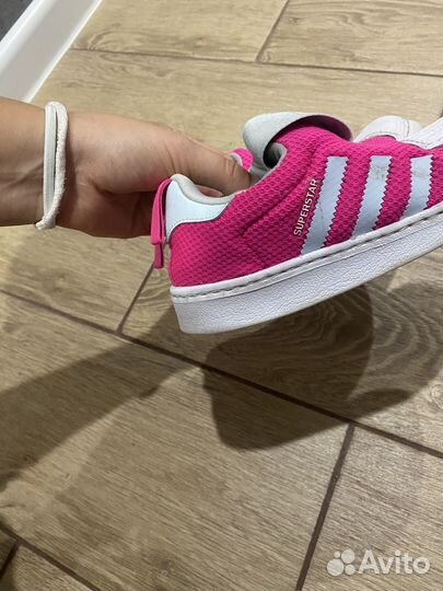 Кроссовки adidas