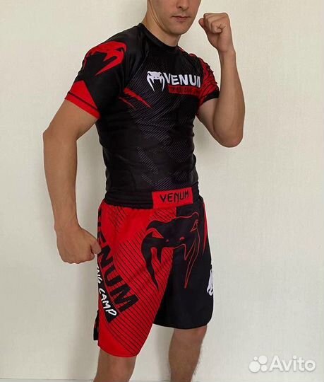 Комплект Venum Training Camp рашгард + шорты