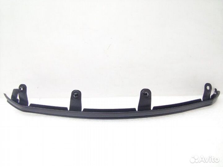 Уплотнитель двери передний правый Mercedes-Benz