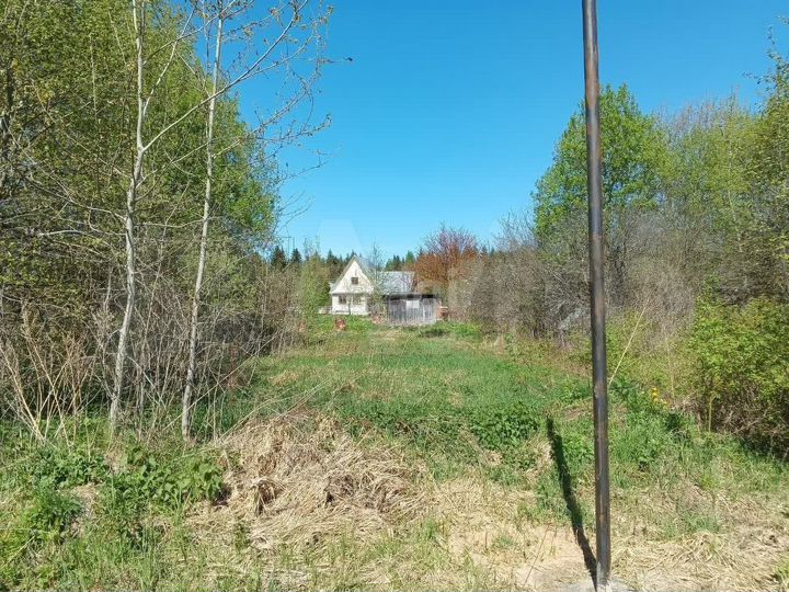 Дача 10,5 м² на участке 10 сот.