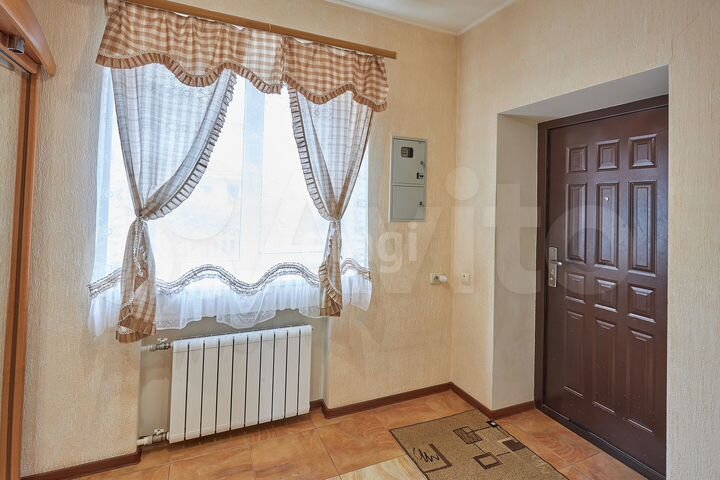 Дом 237 м² на участке 9 сот.