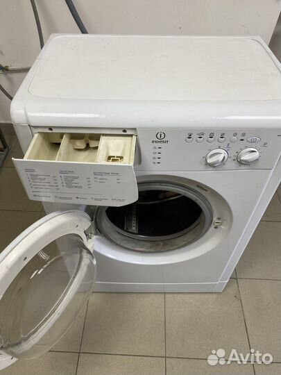 Стиральная машина indesit