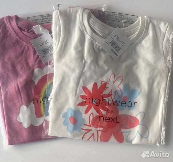 2 футболки